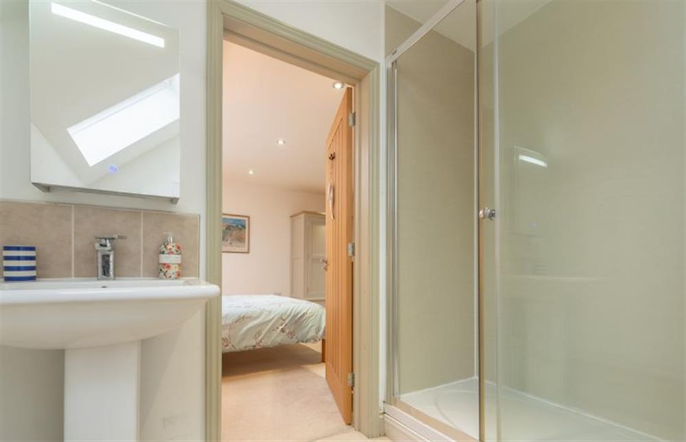 First floor: En-suite shower to the master bedroom at York Cottage, Docking near Kings Lynn