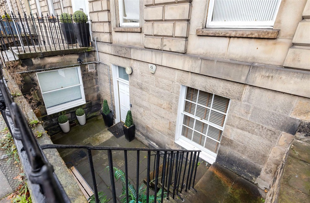 York Place (photo 24) at York Place in Edinburgh, Midlothian