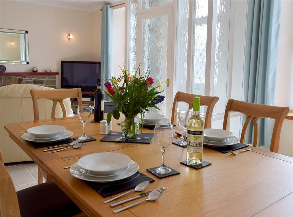 Spacious living/dining room at Yorke Villa in Fishguard, Pembrokeshire, Dyfed
