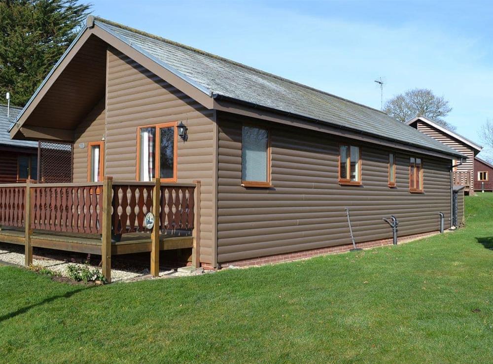 Lovely cabin style accommodation on a links golf course at Yorkshire Rose in Sewerby, near Bridlington, Yorkshire, North Humberside