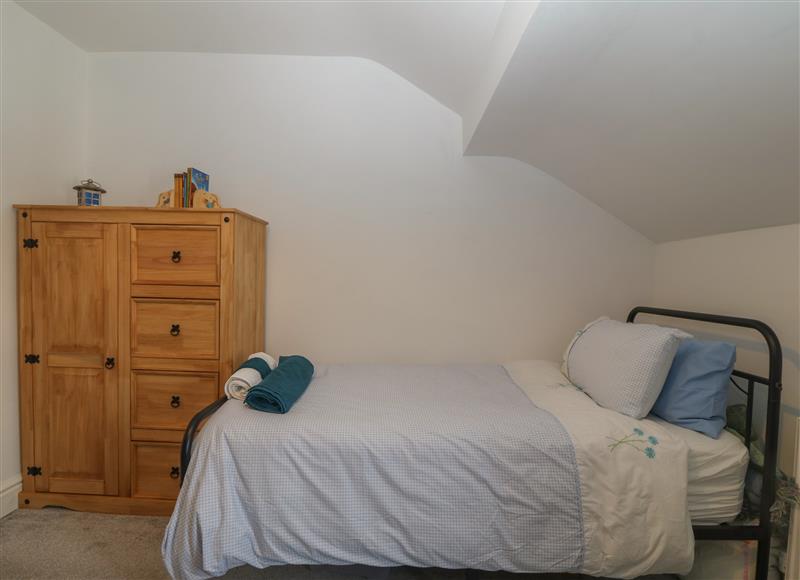 One of the 3 bedrooms (photo 2) at Yr Angor (The Anchor), Llandudno Junction