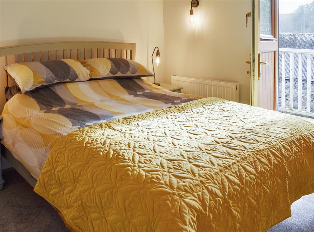 Double bedroom (photo 3) at Yr Hafod in Trefriw, near Betws Y Coed, Gwynedd