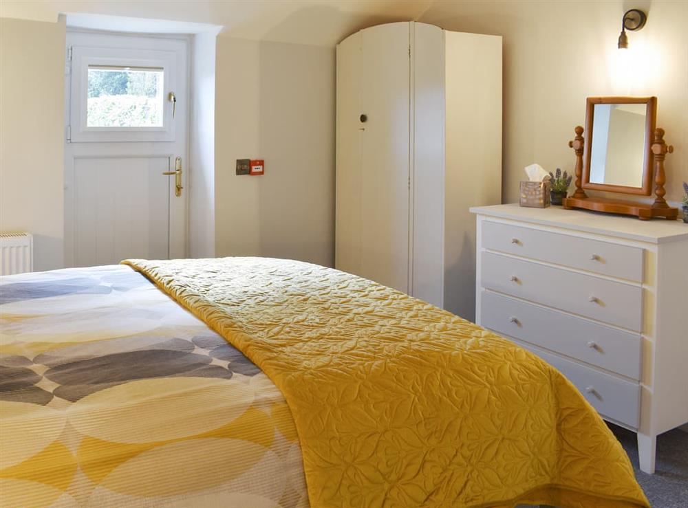 Double bedroom (photo 4) at Yr Hafod in Trefriw, near Betws Y Coed, Gwynedd