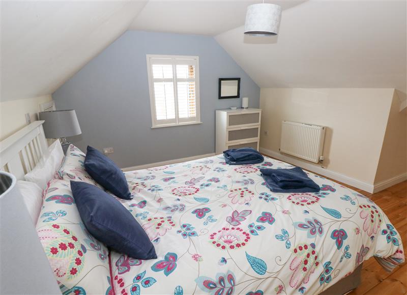 Bedroom (photo 4) at Yr Hen Ardd, St. Ishmaels near Milford Haven