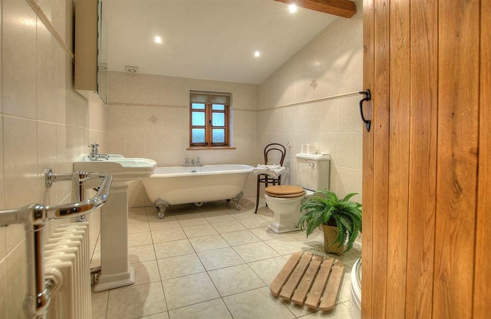 Bathroom at Yr Hen Glowty in Puncheston, Pembrokeshire, Dyfed