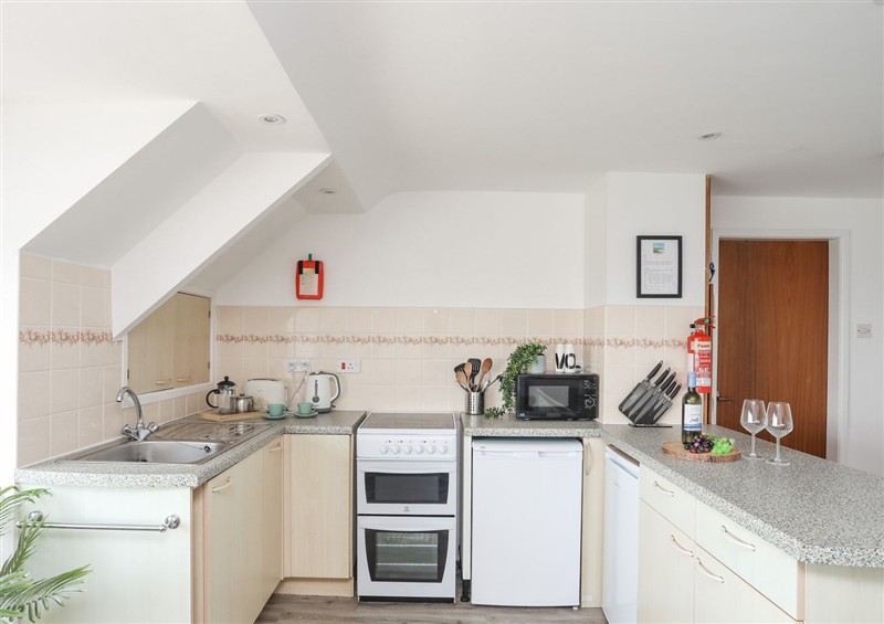 The kitchen at Ysgo - 6 Tyn Don, Abersoch