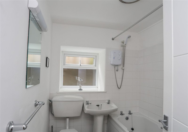 This is the bathroom at Ysgo - 6 Tyn Don, Abersoch