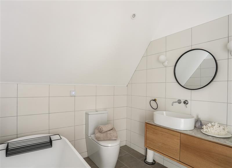 The bathroom (photo 2) at Ysgol Fawr, Benllech