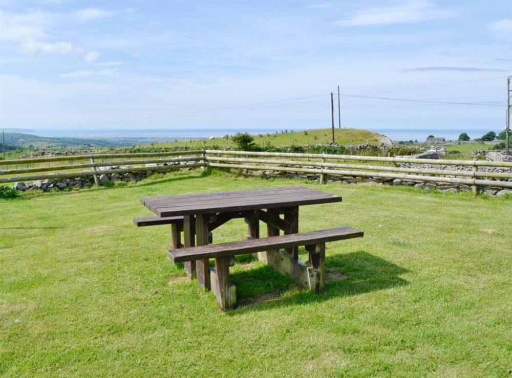 Sitting-out-area at Ysgubor in Harlech, Gwynedd