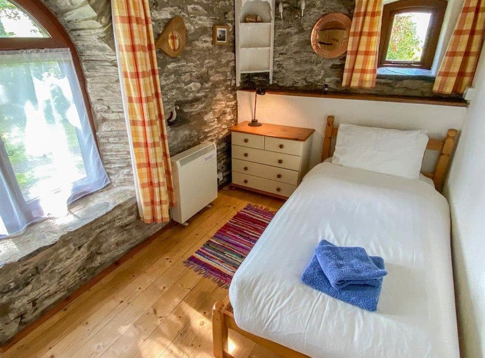 Single bedroom at Ysgubor Isaf in Llanglydwen, Whitland, West Carmarthenshire., Dyfed