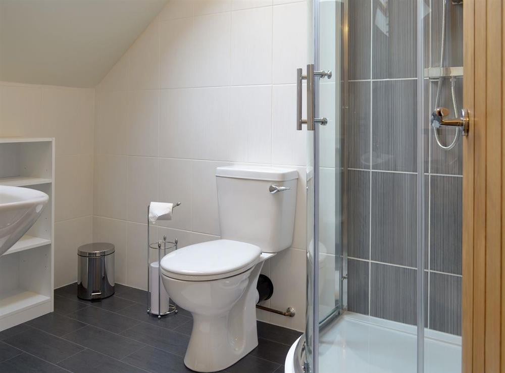 En-suite shower room at Ysgubor Myfi in Bodedern near Holyhead, Gwynedd