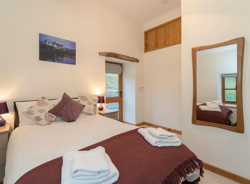 Comfortable double bedroom at Ysgubor in Pwllglas, near Ruthin, Denbighshire