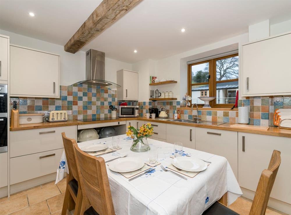 Kitchen and dining area at Ysgubor in Pwllglas, near Ruthin, Denbighshire