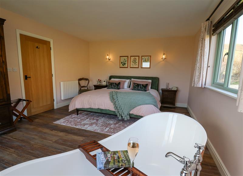 A bedroom in Ystrad Wen at Ystrad Wen, Llysdinam near Newbridge-On-Wye
