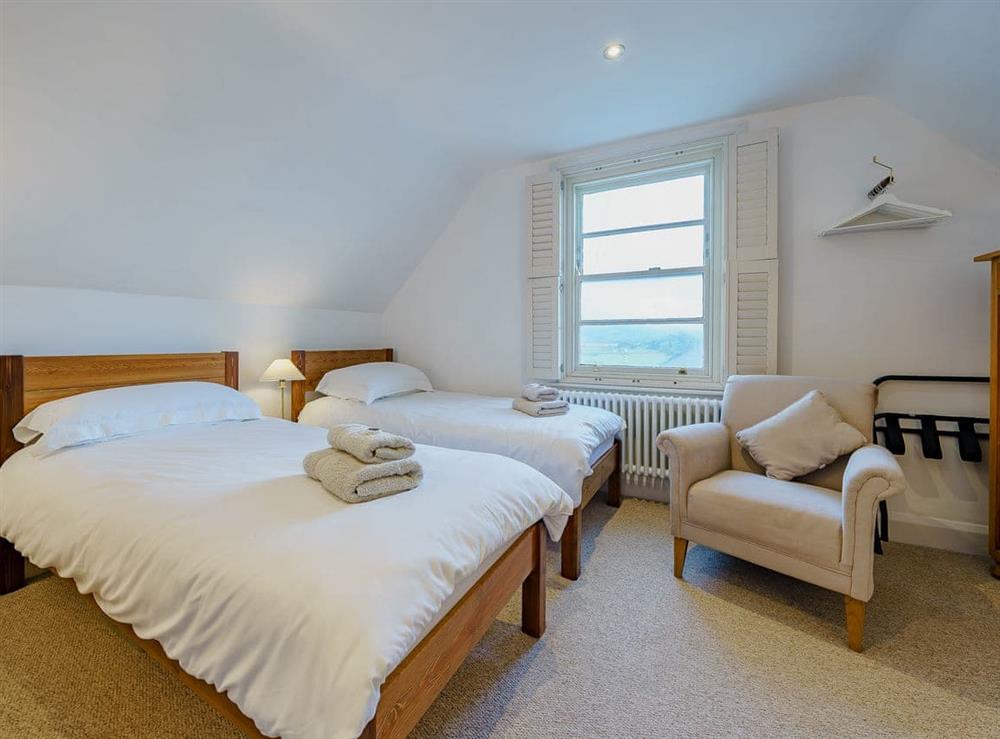 Twin bedroom at Ystwyth House in Borth, Cardigan, Dyfed